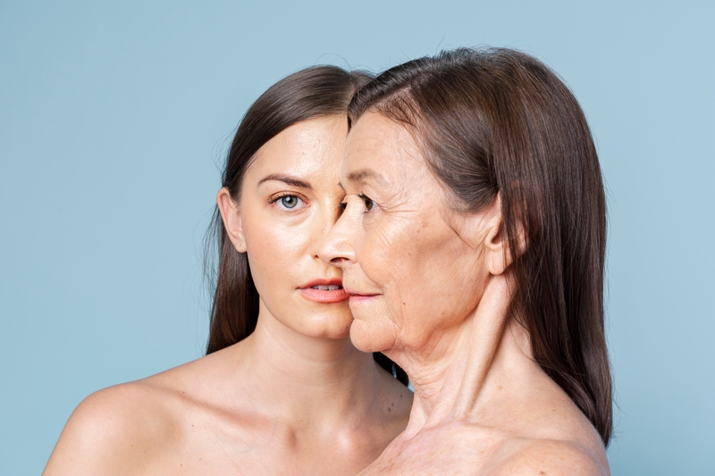deux femmes jeune et plus âgée